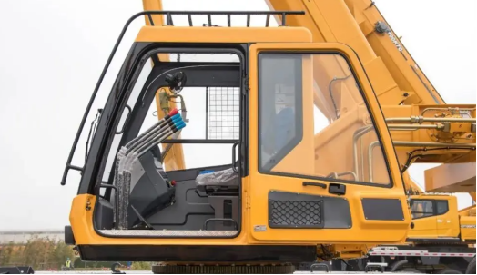 Tower Crane Cabin