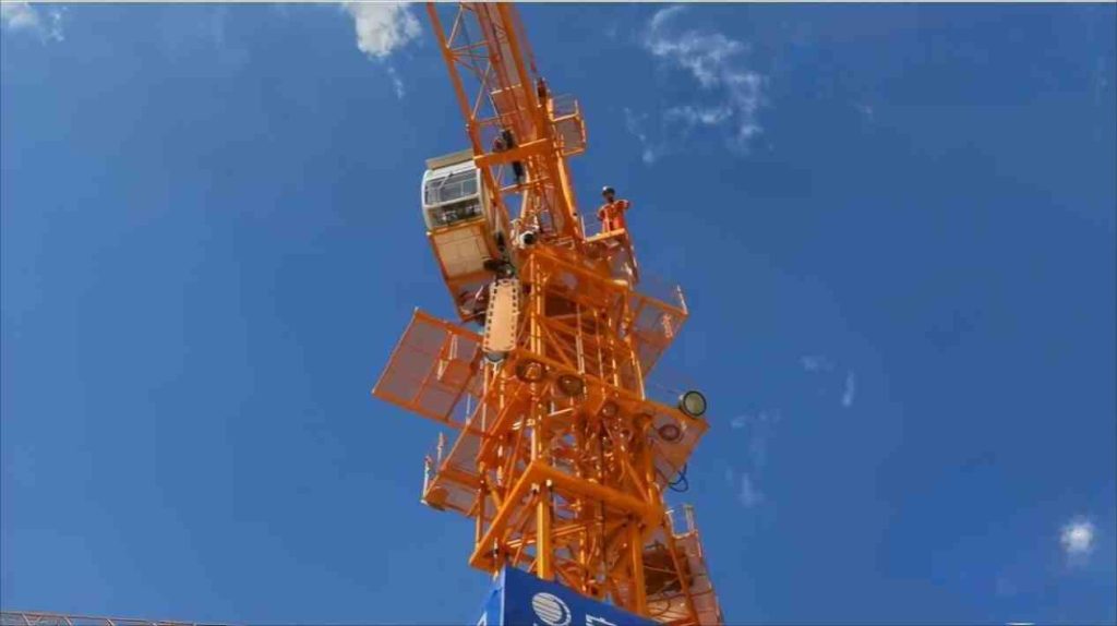 Stable Tower Crane Operation in Summer