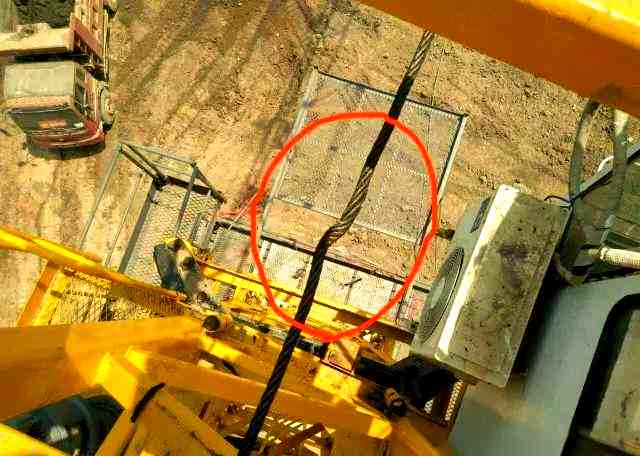 The phenomenon of steel wire twisting